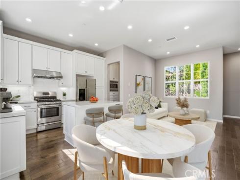 142  Firefly  , Irvine, CA