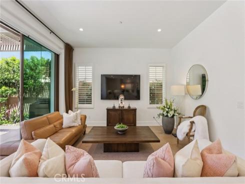 103 Villa Ridge , Irvine, CA