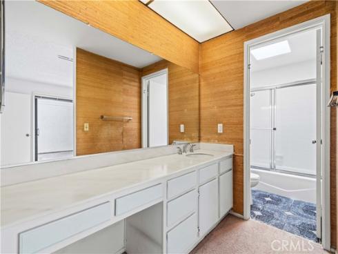 20  Navarre  134 , Irvine, CA