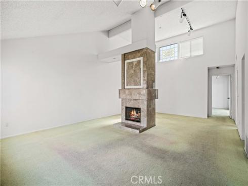 20  Navarre  134 , Irvine, CA