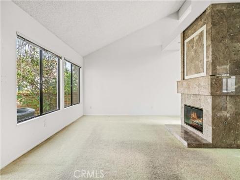 20  Navarre  134 , Irvine, CA