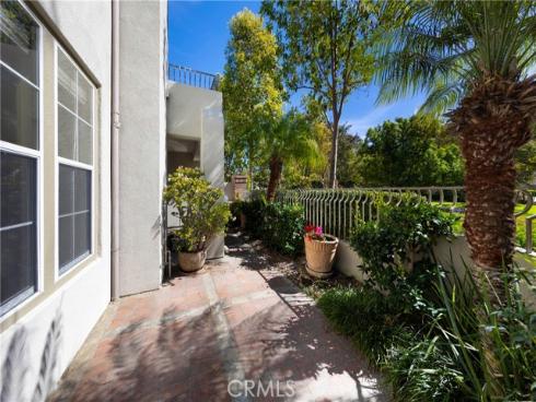 28  Brigmore Aisle  , Irvine, CA