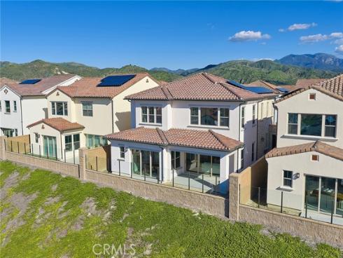 113  Oakstone  , Irvine, CA