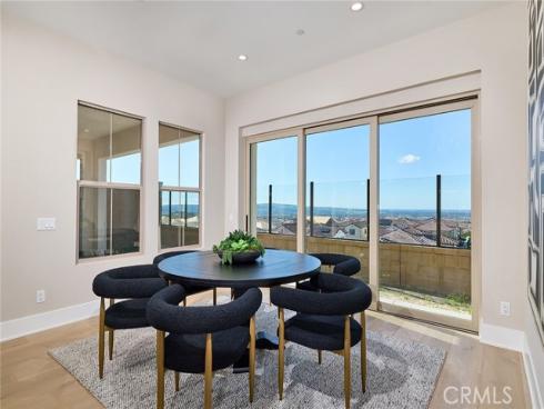 113  Oakstone  , Irvine, CA