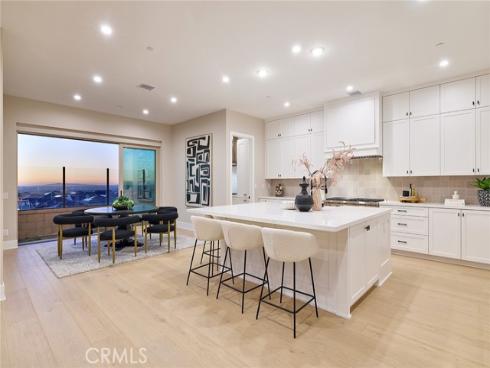 113  Oakstone  , Irvine, CA