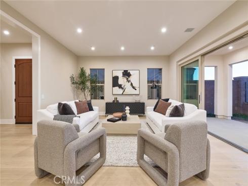 113  Oakstone  , Irvine, CA