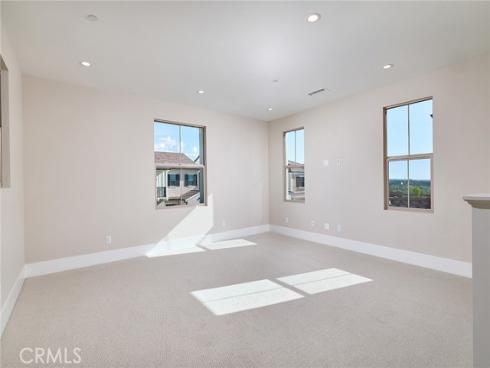 113  Oakstone  , Irvine, CA