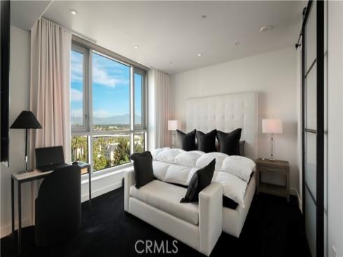 8085  Scholarship  , Irvine, CA