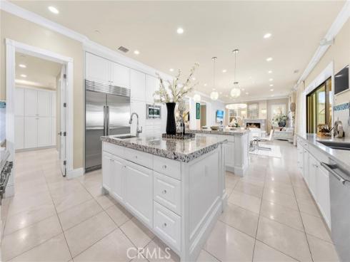 123  Calderon  , Irvine, CA