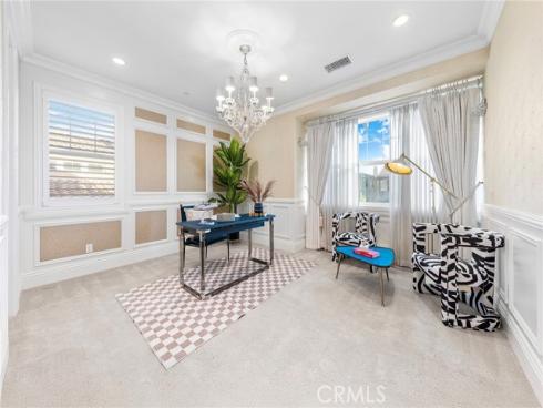 123  Calderon  , Irvine, CA