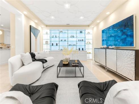 123  Calderon  , Irvine, CA