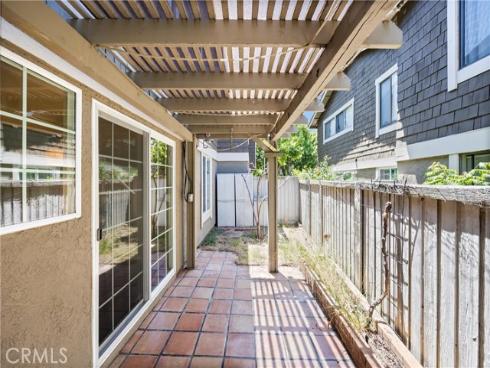 213  Springview  , Irvine, CA