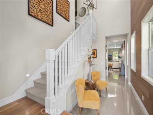 131  Spiral  , Irvine, CA