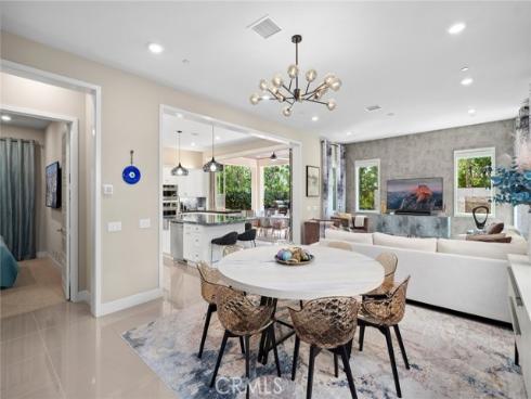 131  Spiral  , Irvine, CA