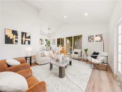 17 Blazing Star , Irvine, CA