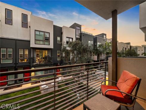 162  Placemark  , Irvine, CA