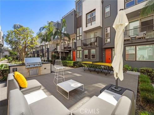 162  Placemark  , Irvine, CA