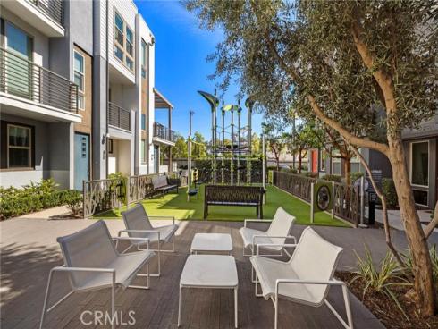 162  Placemark  , Irvine, CA