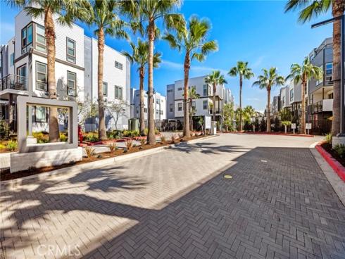 162  Placemark  , Irvine, CA