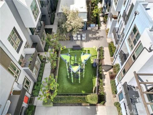 162  Placemark  , Irvine, CA