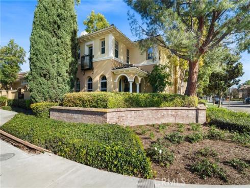 97  Rinaldi  , Irvine, CA