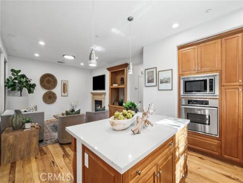 97  Rinaldi  , Irvine, CA