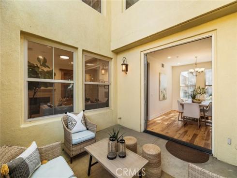 97  Rinaldi  , Irvine, CA