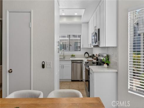 30  Remington  , Irvine, CA