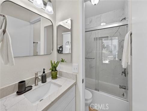 30  Remington  , Irvine, CA