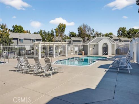 30  Remington  , Irvine, CA