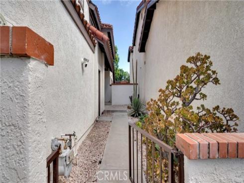 3  Varesa  , Irvine, CA