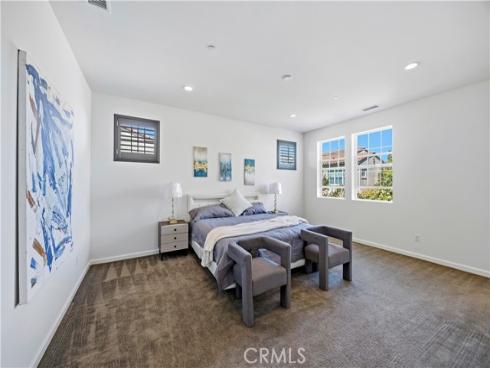 219  Compass  , Irvine, CA