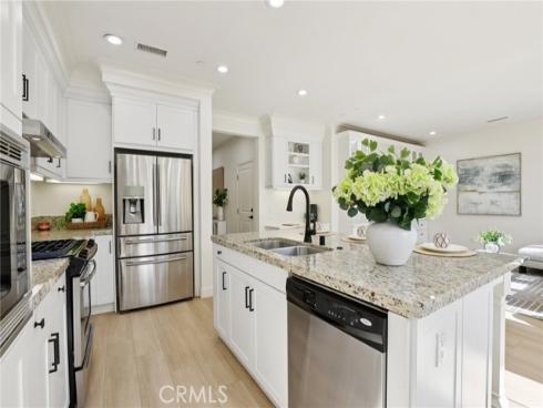 24  Maycrest  , Irvine, CA