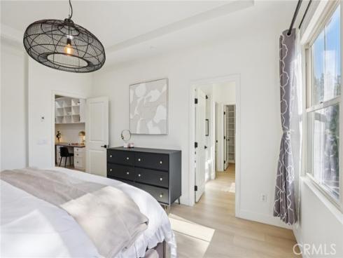 24  Maycrest  , Irvine, CA