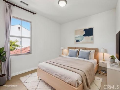 37  Donovan  , Irvine, CA