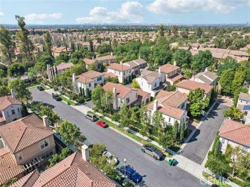 37  Donovan  , Irvine, CA