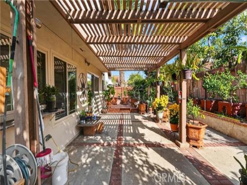 14272 Saarinen Court, Irvine, CA