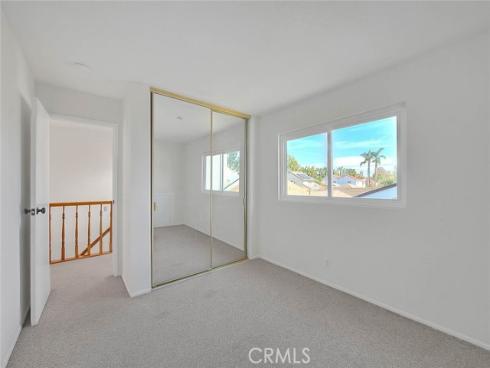 4  Carson  , Irvine, CA