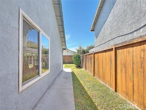 4  Carson  , Irvine, CA