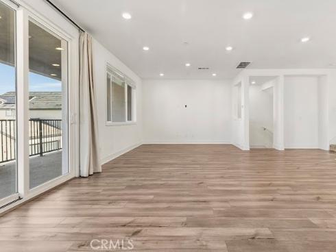 144  sash  , Irvine, CA