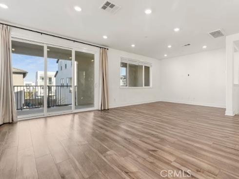 144  sash  , Irvine, CA