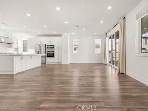 144  sash  , Irvine, CA