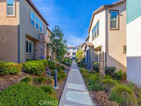 144  sash  , Irvine, CA