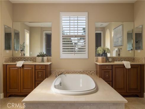 33  Jasper  , Irvine, CA