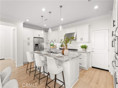 109  Bumblebee  , Irvine, CA