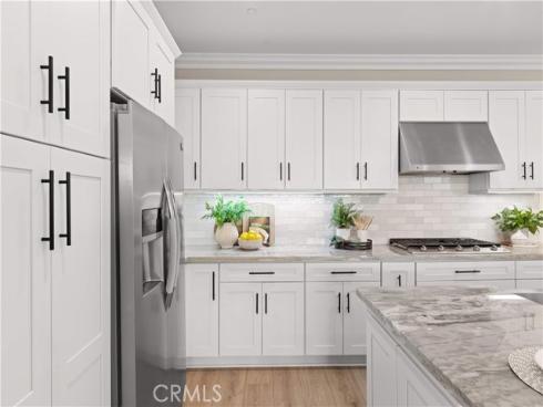 109  Bumblebee  , Irvine, CA