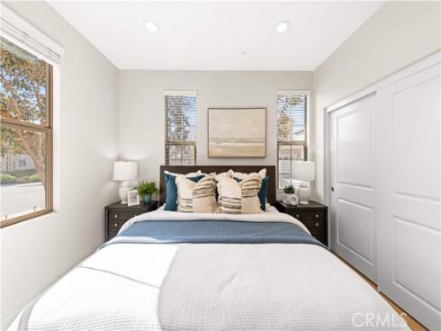 109  Bumblebee  , Irvine, CA