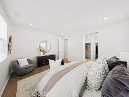 109  Bumblebee  , Irvine, CA