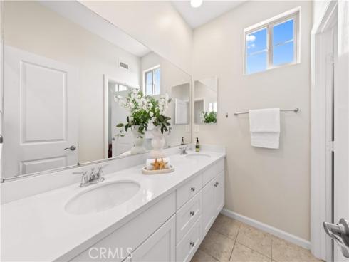 109  Bumblebee  , Irvine, CA