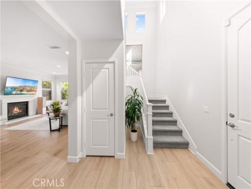 109  Bumblebee  , Irvine, CA